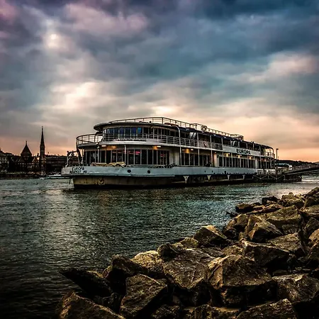 Апартаменты N5 , Boutique Apartments, Location By Bqa *